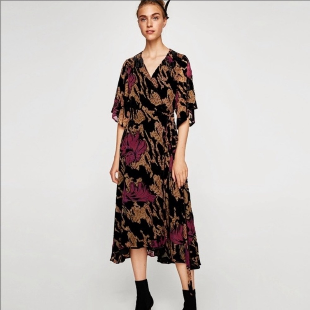 NWT ZARA Devorè Burnout Velvet Midi Wrap Dress